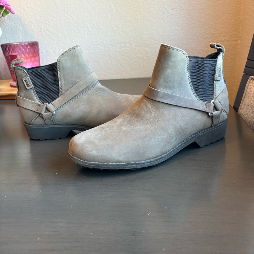 Teva Women’s De La Vina Dos Chelsea Boots Black Size 11